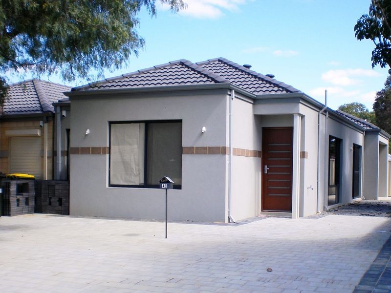 4b Locksley Avenue, Armadale WA 6112