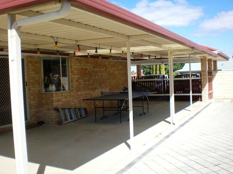 48 Brown Crescent, Seville Grove WA 6112