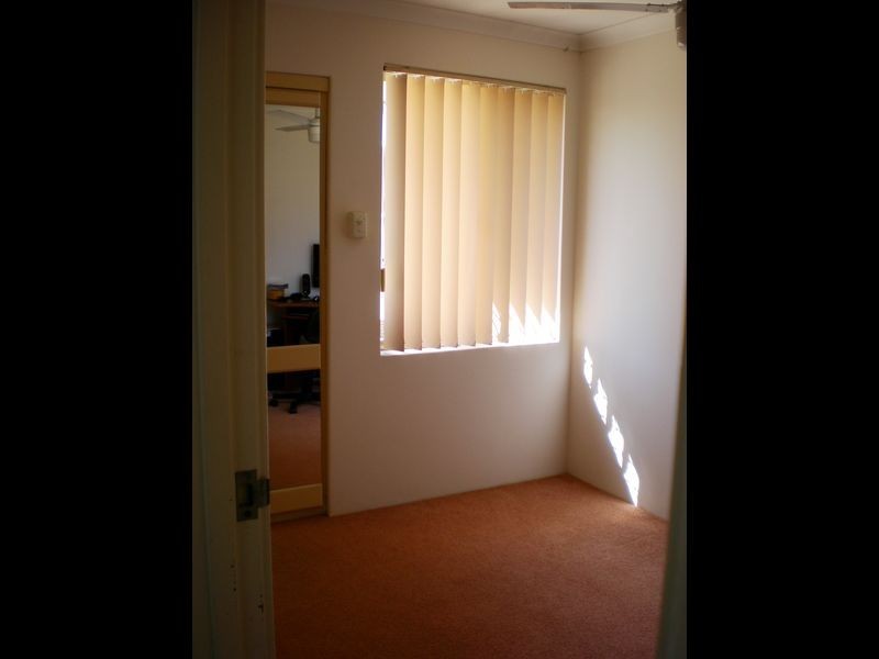 48 Brown Crescent, Seville Grove WA 6112