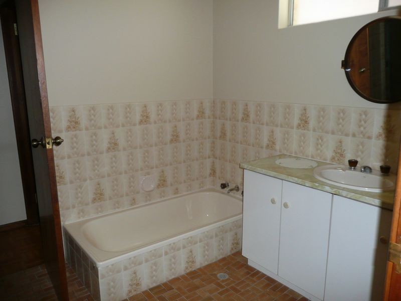 96 Phoenix Road, Hamilton Hill WA 6163