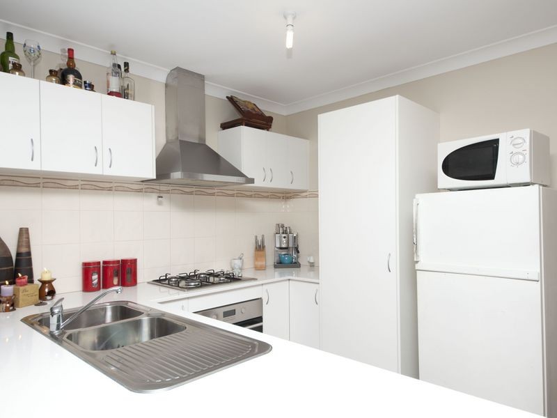 4/309 Railway Avenue, Armadale WA 6112