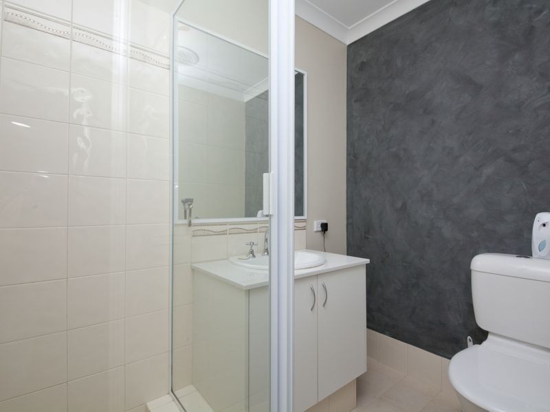 4/309 Railway Avenue, Armadale WA 6112