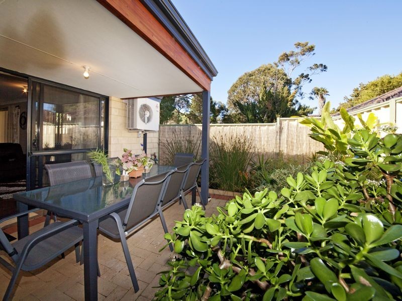 4/309 Railway Avenue, Armadale WA 6112