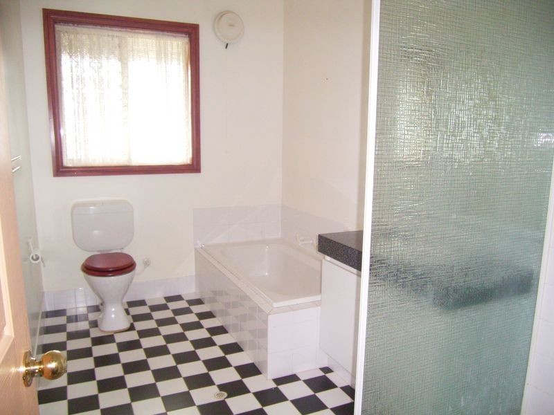 23 Pitts Lane, White Gum Valley WA 6162