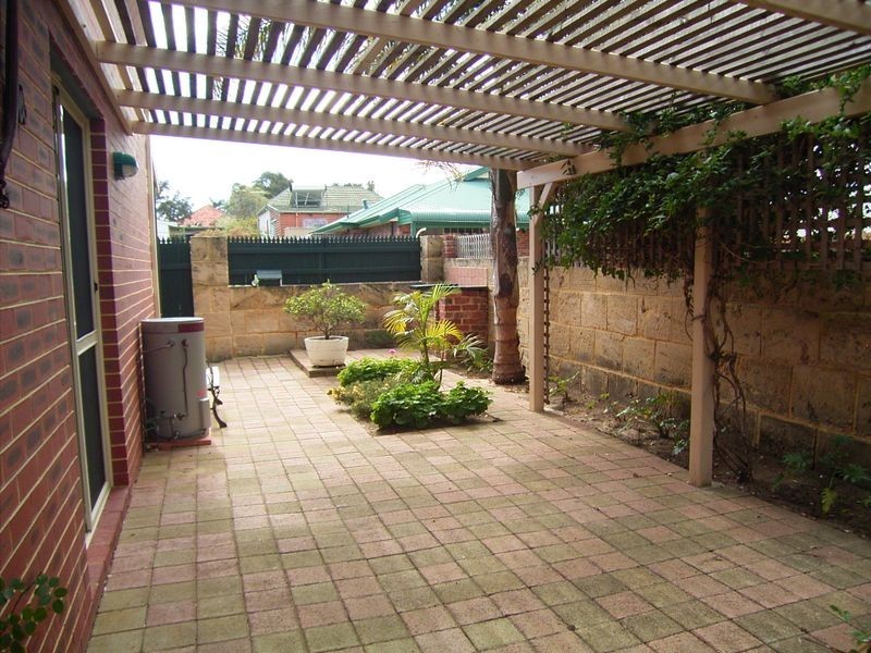 23 Pitts Lane, White Gum Valley WA 6162