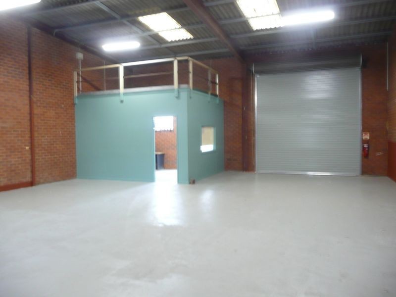 4/20 Peel Road, O’connor WA 6163