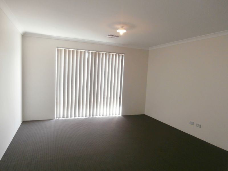 26 Eucalyptus Drive, Hammond Park WA 6164