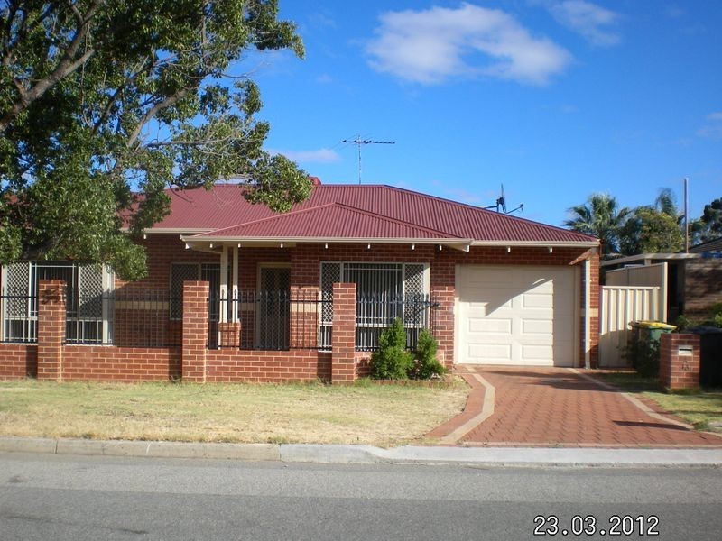 1/13 Friar Road, Armadale WA 6112