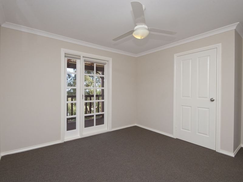 35 Talus Drive, Mount Richon WA 6112