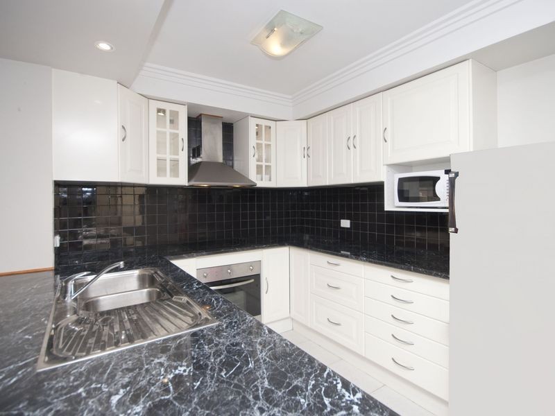 7 Burrowa Street, Armadale WA 6112