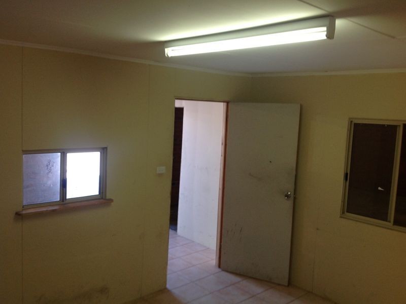 2/20 Peel Road, O’connor WA 6163