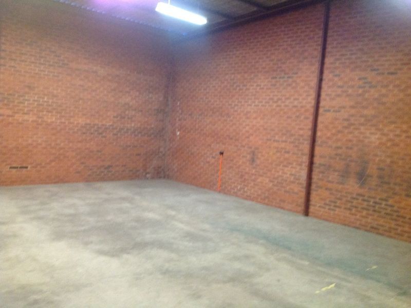 2/20 Peel Road, O’connor WA 6163