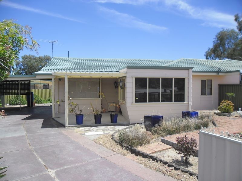 81 Amanda Drive, Camillo WA 6111