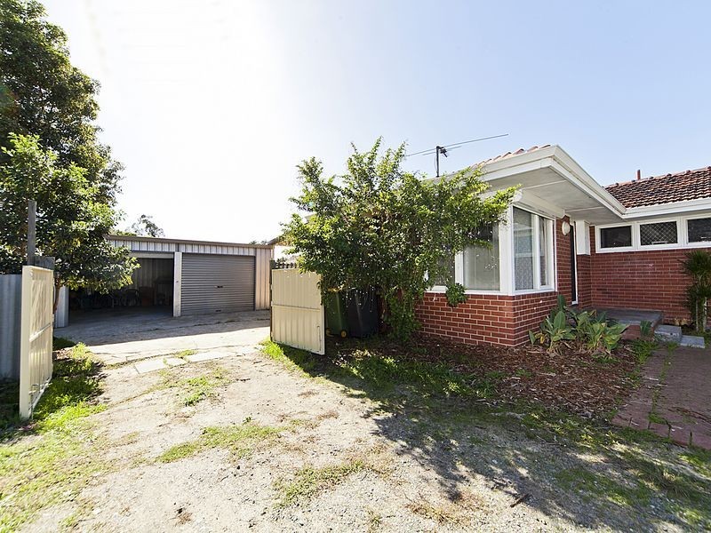 26 Doorigo Road, Armadale WA 6112