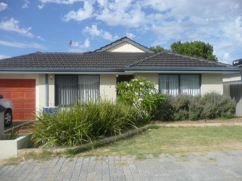 15 Morolo Street, Seville Grove WA 6112