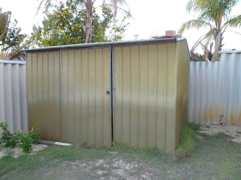 10 Witney Place, Leeming WA 6149