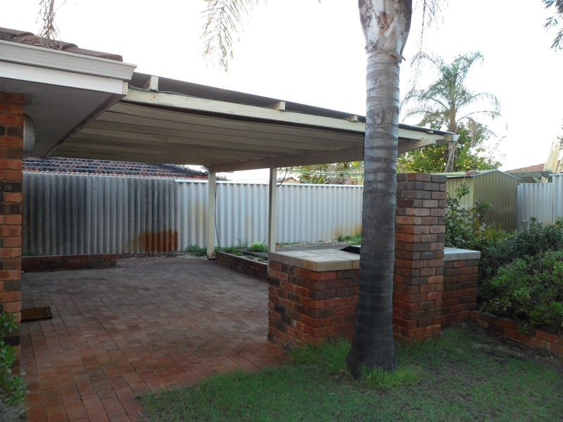 10 Witney Place, Leeming WA 6149