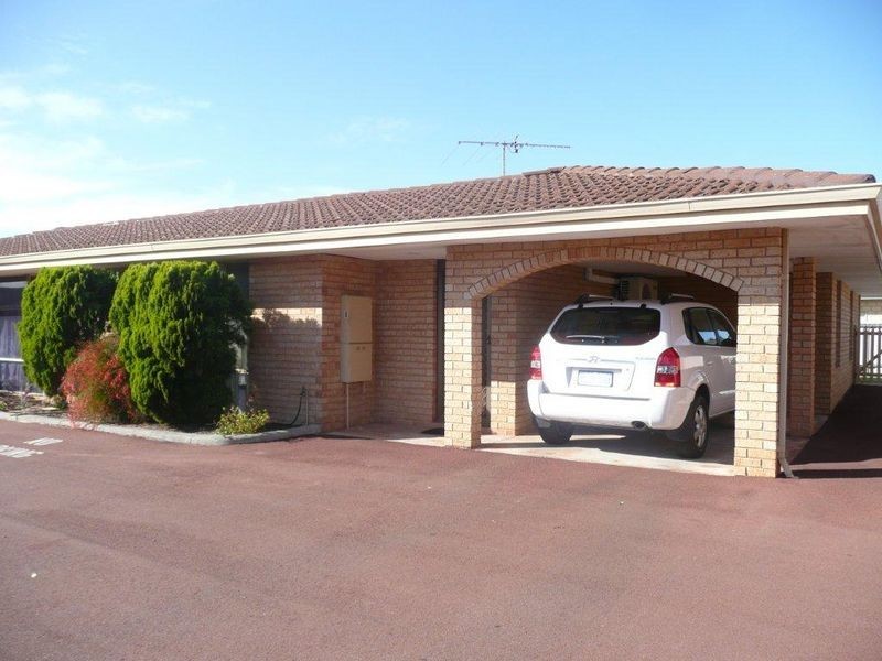 8/9-11 Mallard Way, Cannington WA 6107