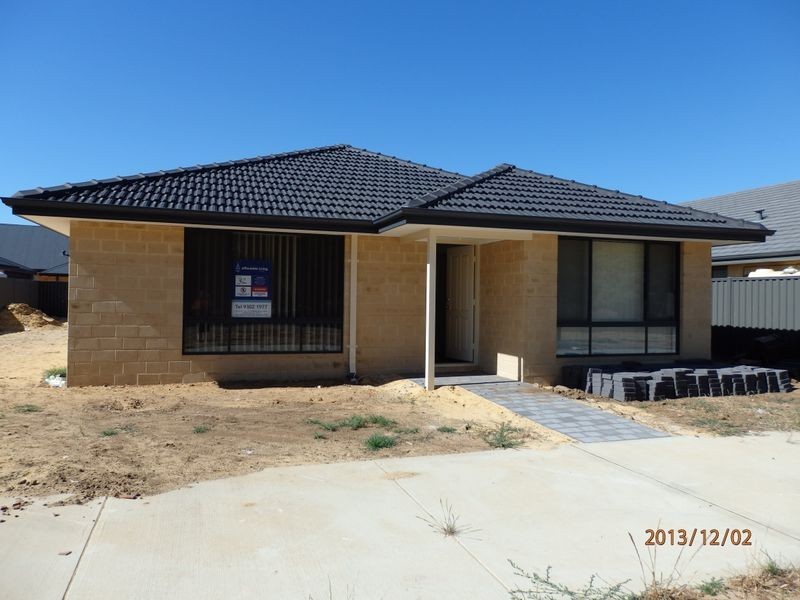 1347 Rowley Road, Hilbert WA 6112