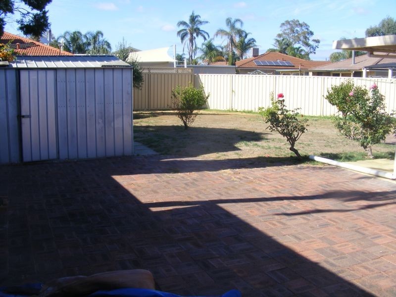 9 Dancy Way, Seville Grove WA 6112