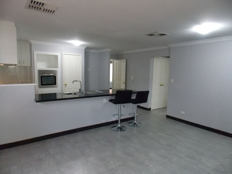 3/405 Railway Avenue, Armadale WA 6112