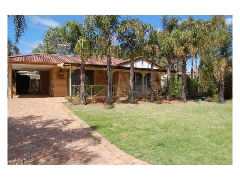 3 Wedgetail Court, Brookdale WA 6112
