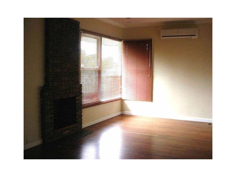 6 Brand Street, Cloverdale WA 6105