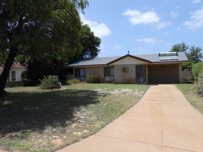 45 Morago Crescent, Cloverdale WA 6105