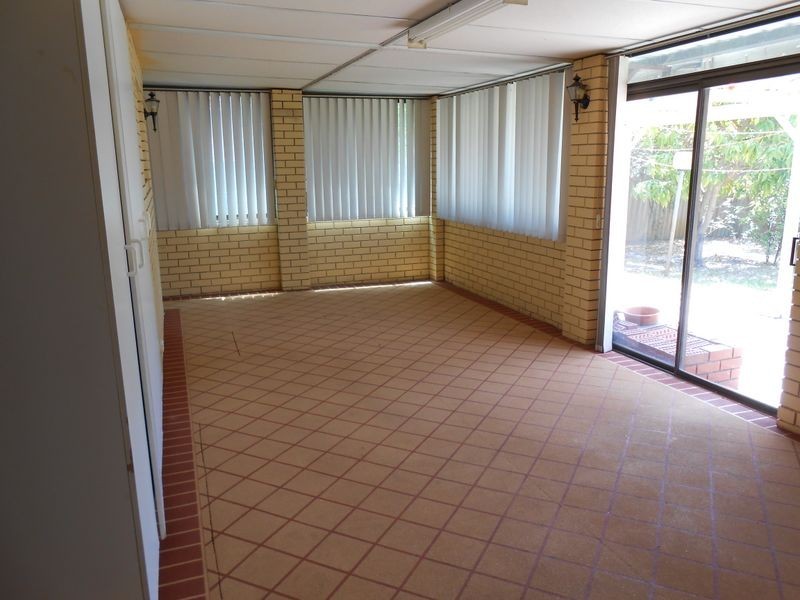 45 Morago Crescent, Cloverdale WA 6105