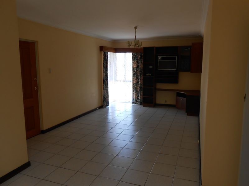 45 Morago Crescent, Cloverdale WA 6105