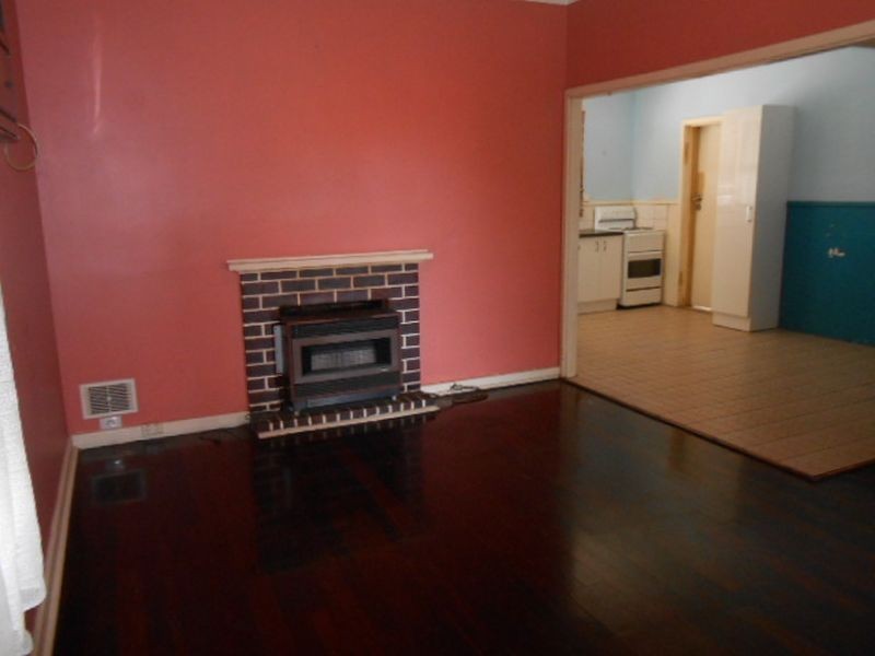 320 Fulham Street, Cloverdale WA 6105