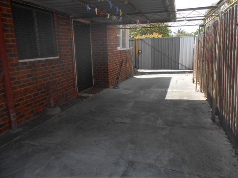 320 Fulham Street, Cloverdale WA 6105
