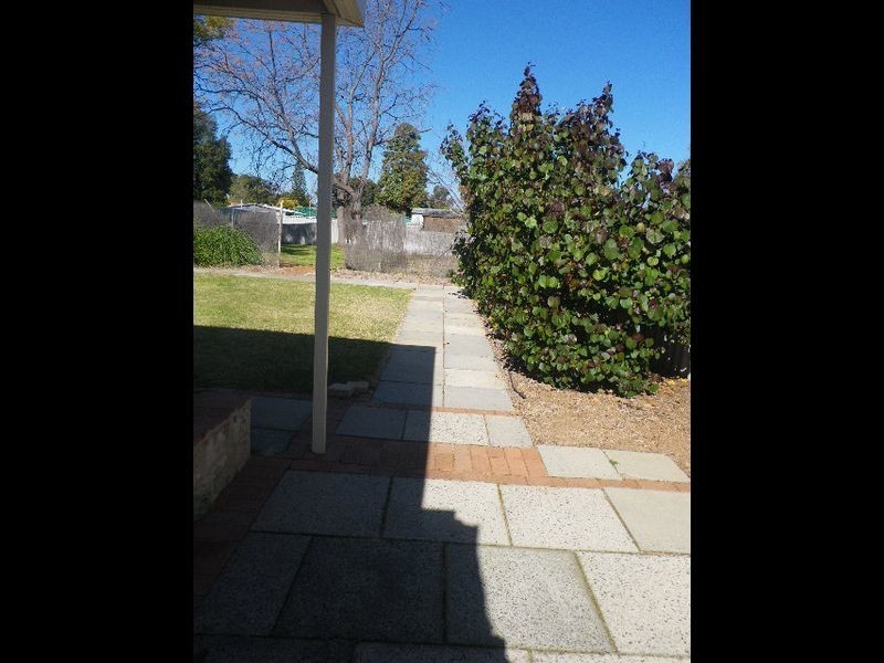 6 Trink Street, Cloverdale WA 6105