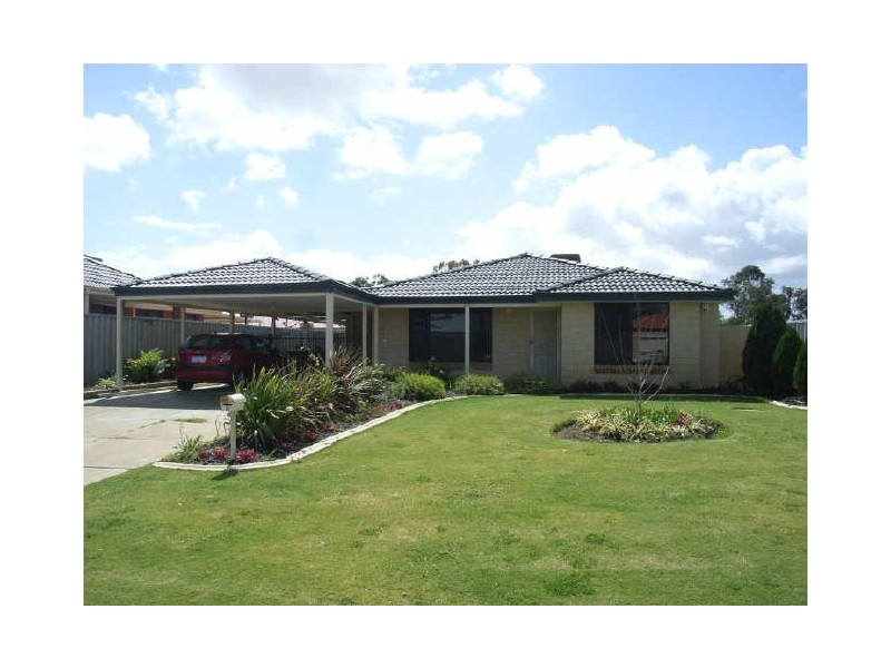 16 Abrolhos Loop, Beckenham WA 6107