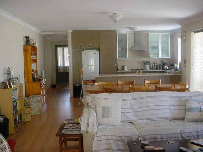 65 Weston Street, Maddington WA 6109