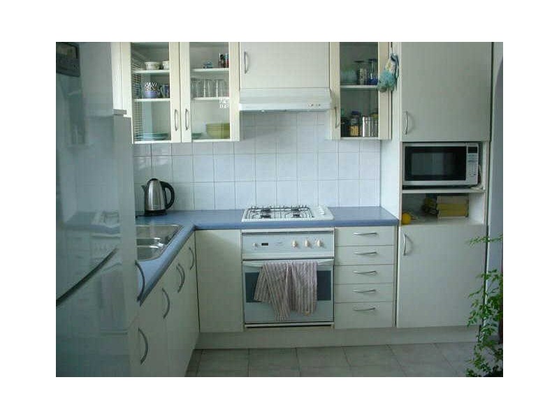 24 Dealy Close, Cannington WA 6107