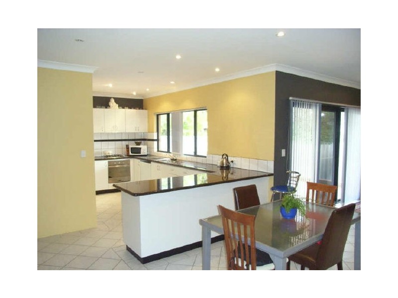 11B Greenshields Way, Redcliffe WA 6104