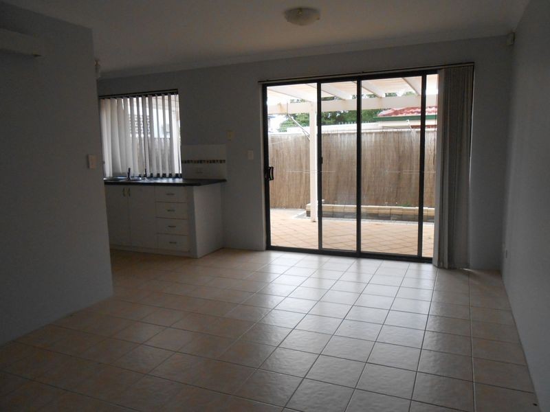 3/5 Butson Place, Redcliffe WA 6104