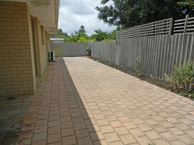 209B Fisher Street, Cloverdale WA 6105