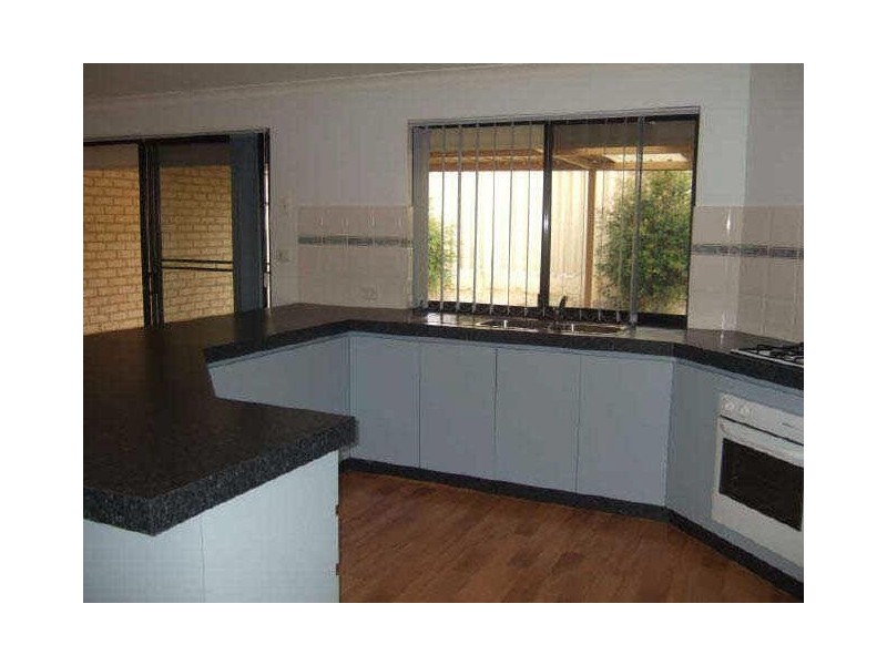 48 Whiteside Street, Cloverdale WA 6105