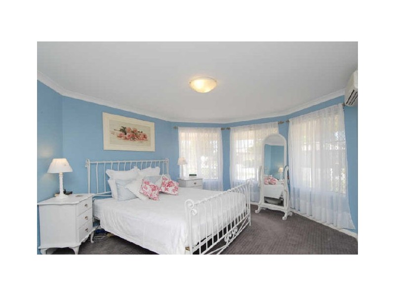 3 Coolbarro Lane, Redcliffe WA 6104