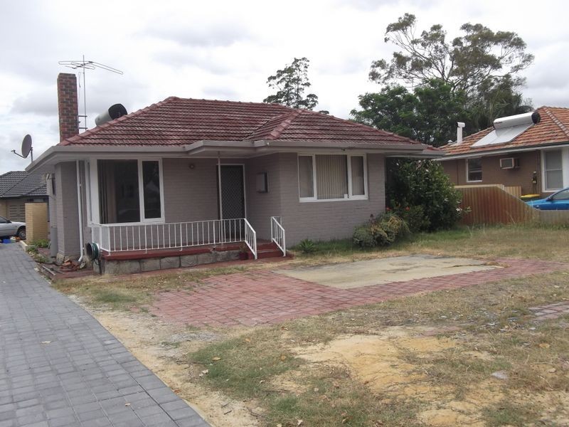208 Gabriel Street, Cloverdale WA 6105