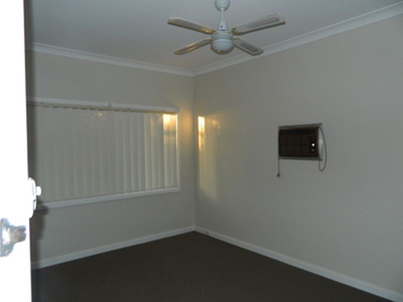 37 Donaldson Street, Queens Park WA 6107