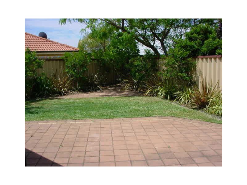 26 McGuigan Circle, Redcliffe WA 6104