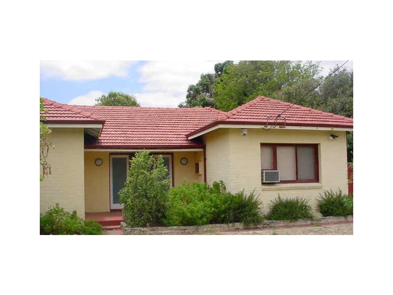 113 Arlunya Avenue, Cloverdale WA 6105