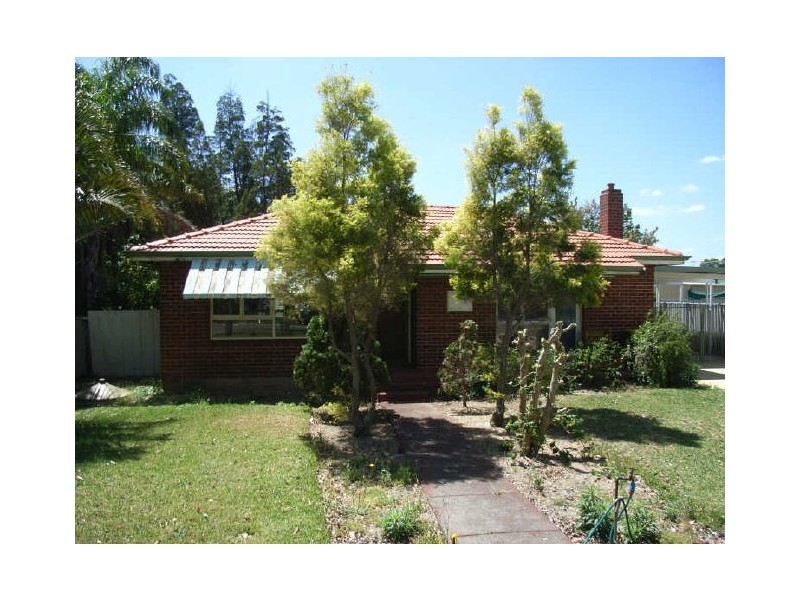 19 Hassett Street, Cloverdale WA 6105