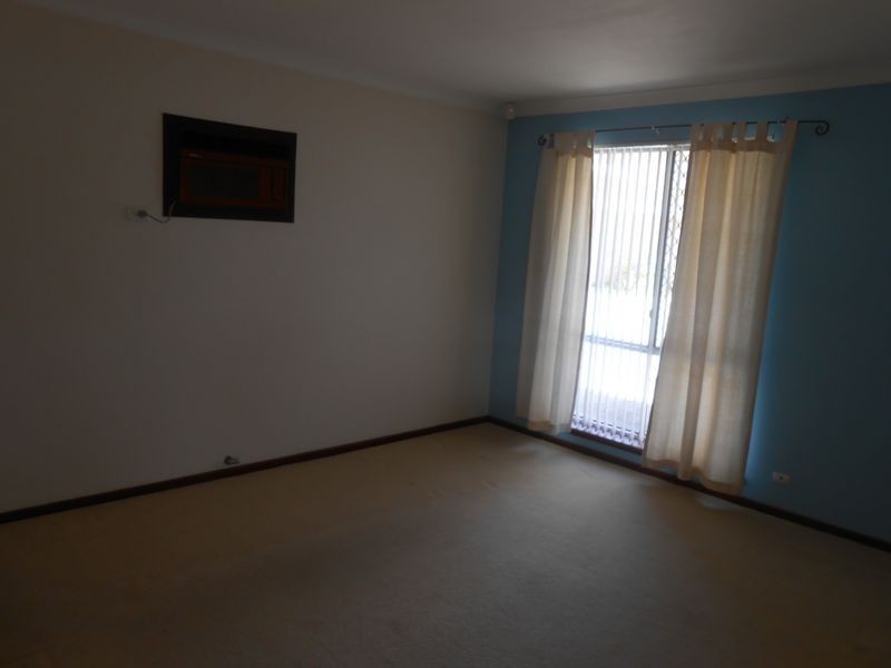 2/257 St Kilda Road, Kewdale WA 6105
