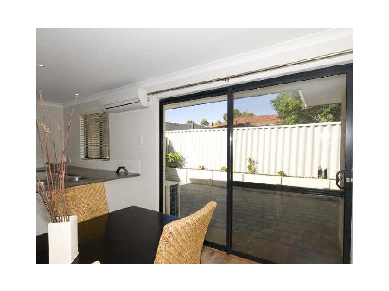 430A Berwick Street, St James WA 6102