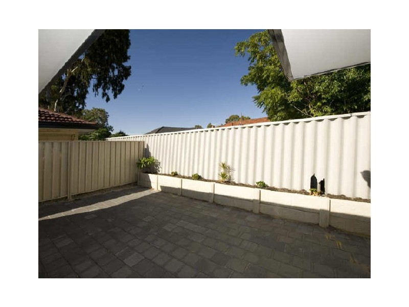 430A Berwick Street, St James WA 6102