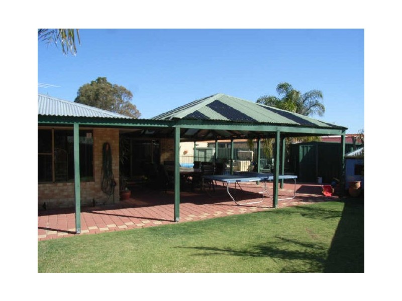 11 Hope Place, Redcliffe WA 6104